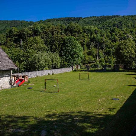 Ubytovacie Zariadenie U Mudajov Kralovany エクステリア 写真